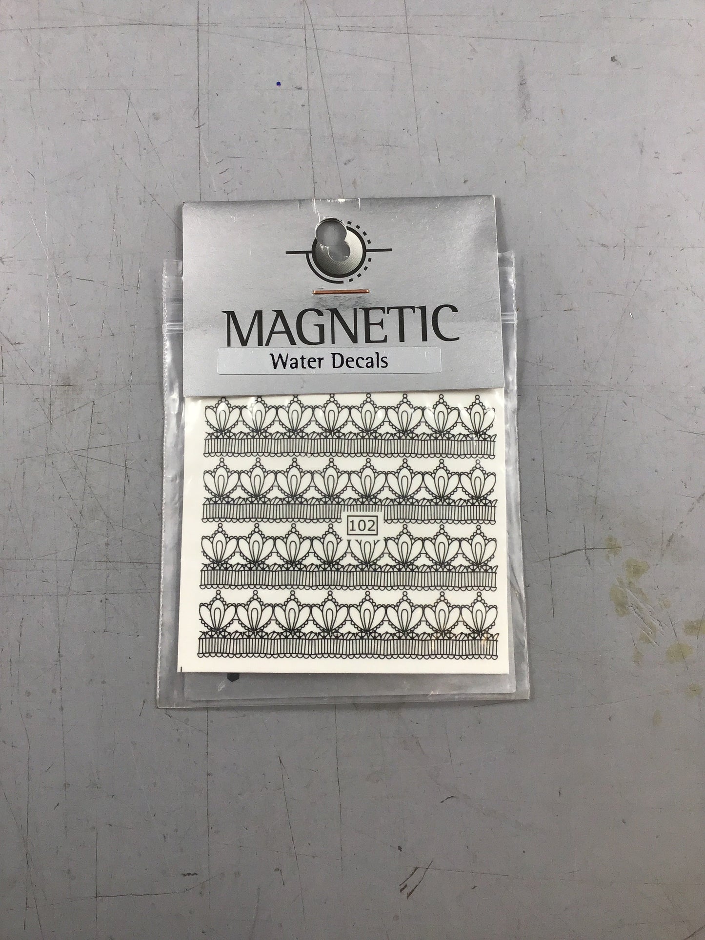 Magnetic Waterdecals 102